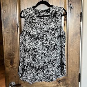 Black & White Print Chiffon Tank